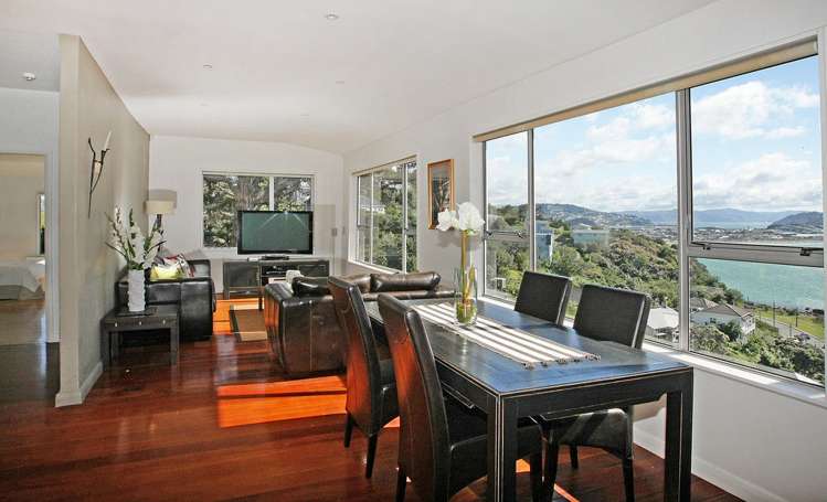 15a Hungerford Road Lyall Bay_11