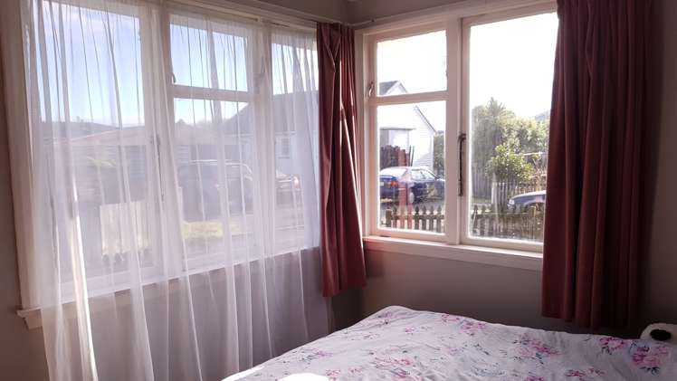 194 Weld Street Hokitika_5