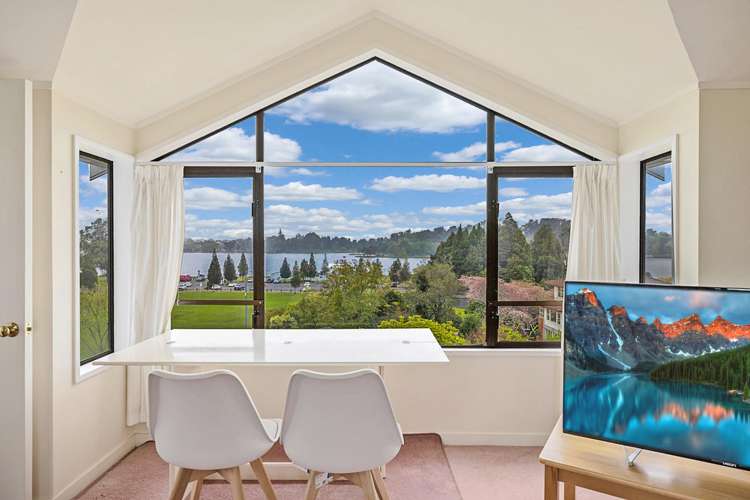 150 Lake Crescent Hamilton Lake_28