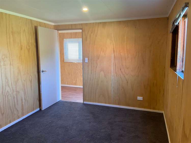 3 Lowry Street Waiau_19