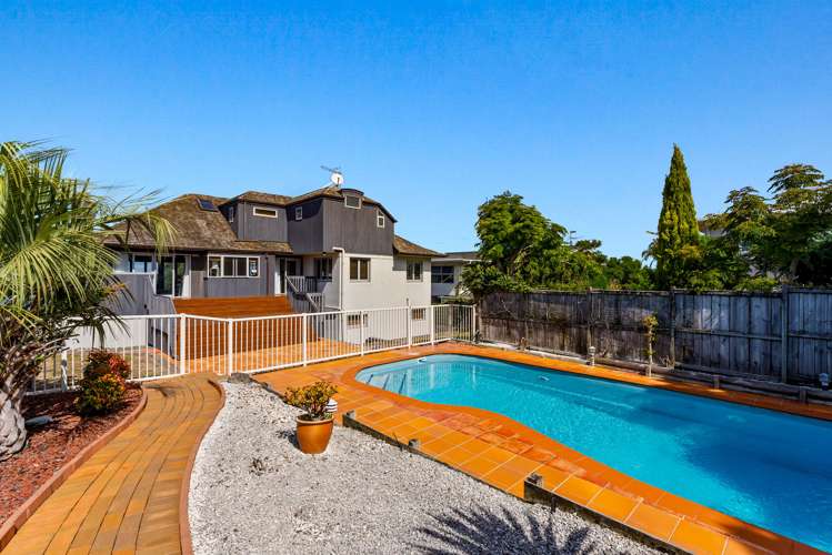 11 Katui Street Castor Bay_41