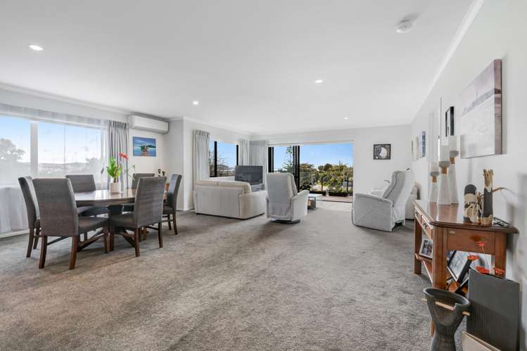 7 Moffat Road Red Beach_8