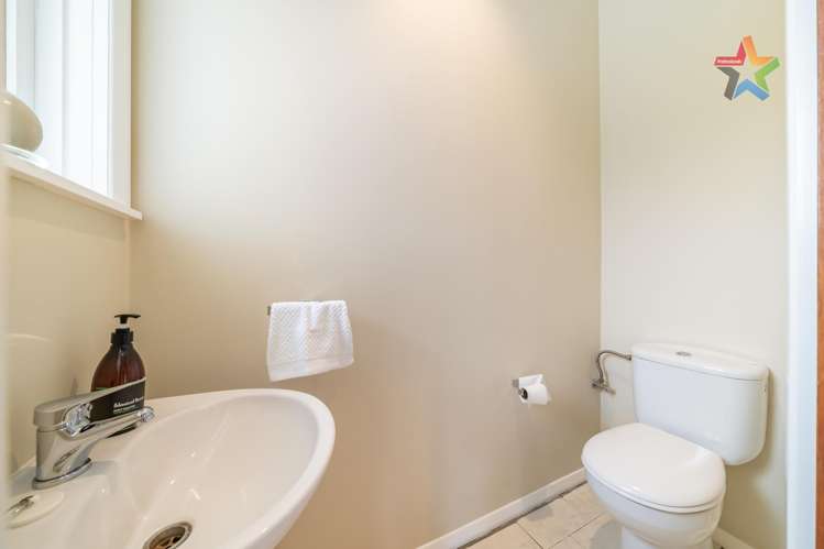 32 Taita Drive Avalon_21