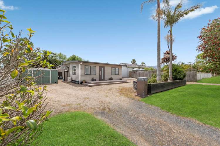 10 Fourth View Avenue Beachlands_17