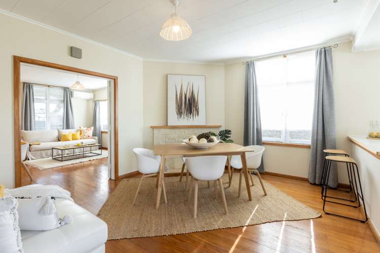 705 Avenue Road West Saint Leonards_2