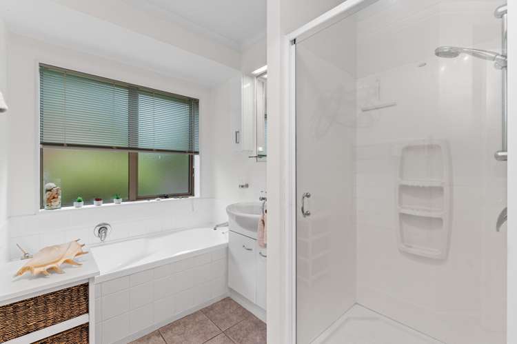 16a Basley Road Owhata_16