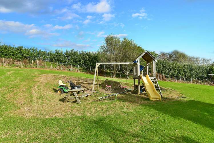 141 Mangakura Road Helensville_27