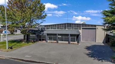 60 - 62 Treffers Road_1