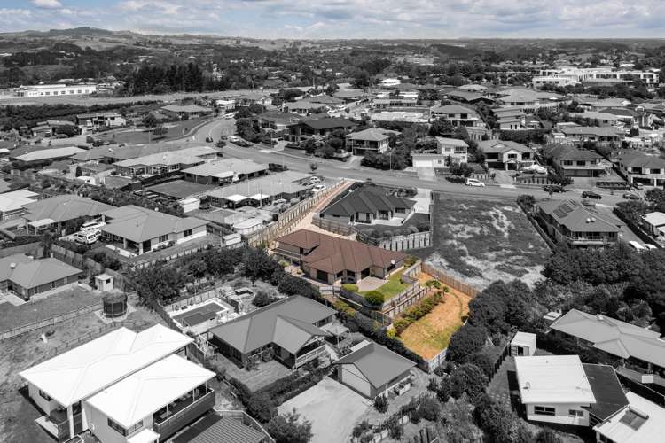 40 Waterside Drive Pyes Pa_28