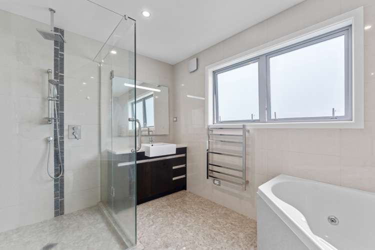 21a Macleans Road Bucklands Beach_37