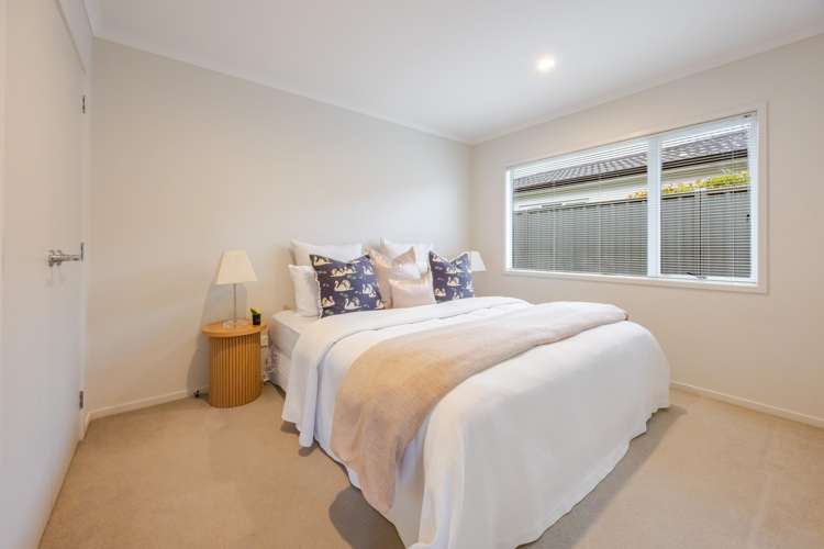 12 Drake Crescent Awatoto_15