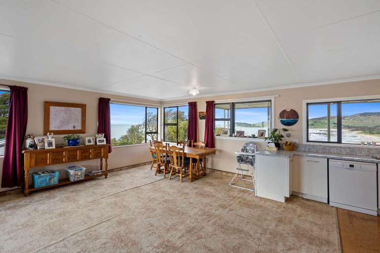 22 Esplanade Kaka Point_8