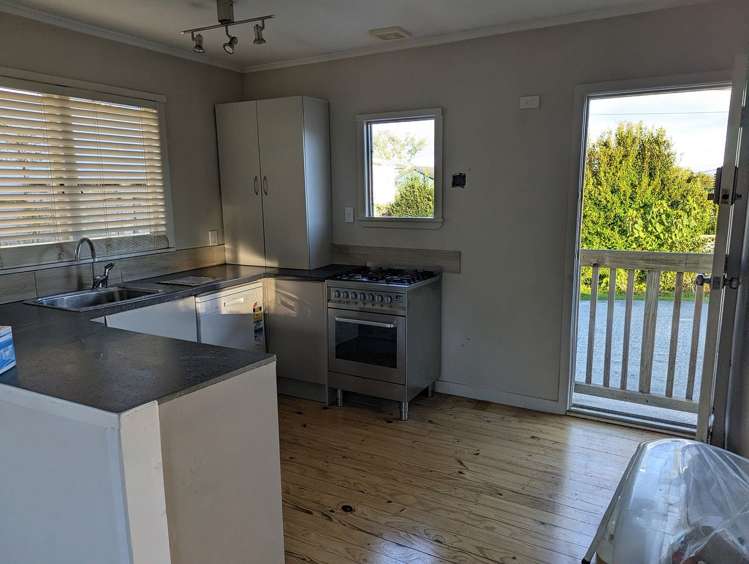 32A Penton Road Stanmore Bay_2