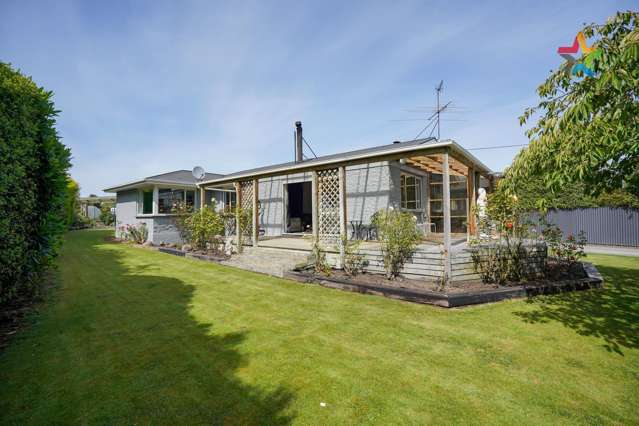 Immaculate Home & an Incredible Shed in Otatara!