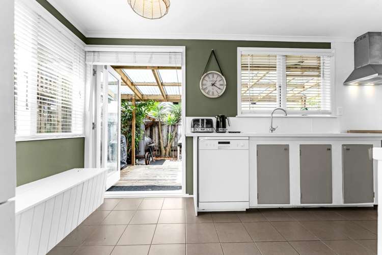 93 Porchester Road Papakura_6