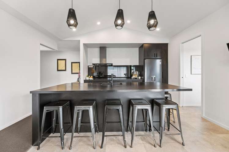 3 Three Kings Court Outram_8