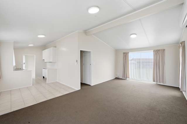 6 Comet Crescent Mangere_2