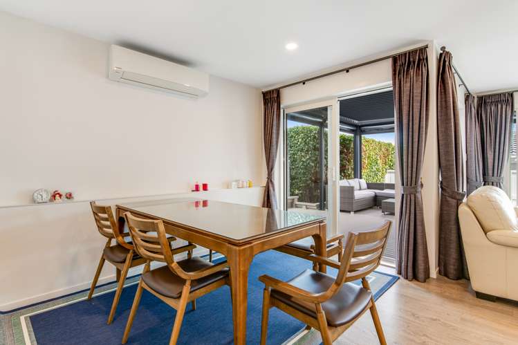 23a Wylie Avenue Sunnynook_5