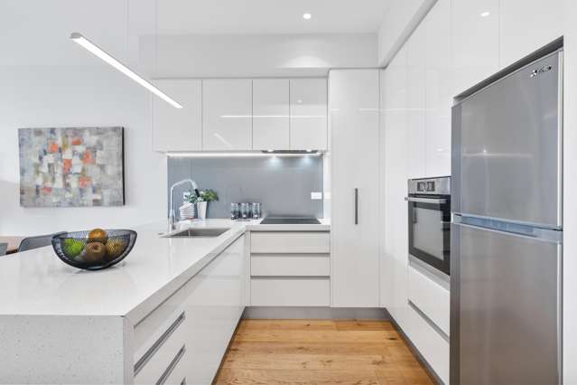 06/585g Beach Road Rothesay Bay_1