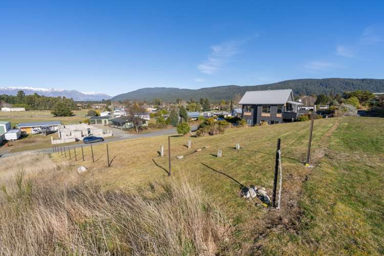 19 Muriwai Drive Manapouri_13