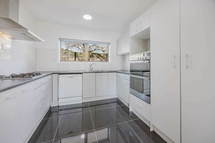 34B Rosella Road Mangere East_7