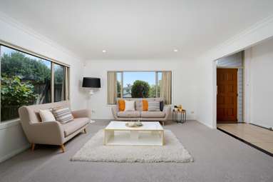 24 Sapperton Drive_1