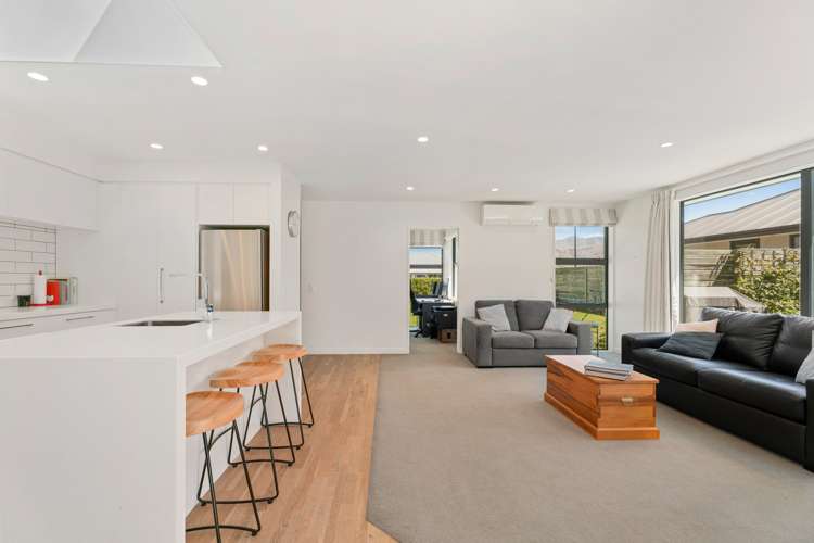 88 Risinghurst Terrace Lower Shotover_11