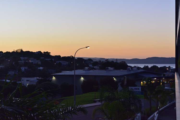 111/17 Link Crescent Stanmore Bay_16