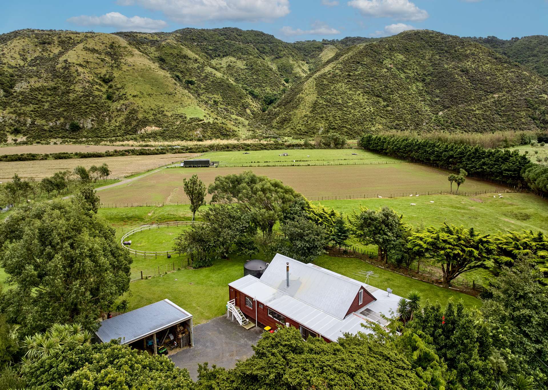 1296 Coast Road Wainuiomata Coast_0