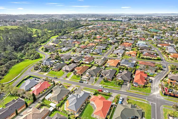 9 Fleetwood Drive Henderson_28