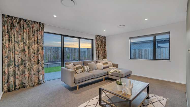 14 Greig Crescent Amberley_4