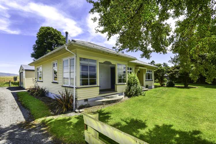 5565 West Coast Road Springfield_2