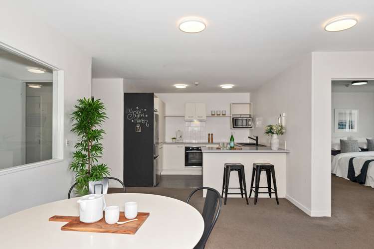 36/241 Hinemoa Street_3