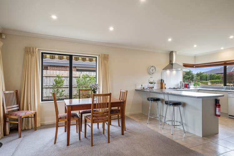 65 Quadrant Heights Paraparaumu_10