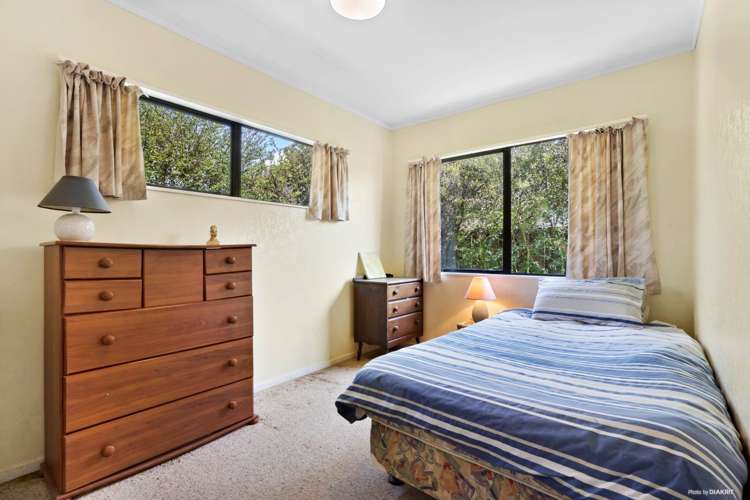 3/5 Glenview Road Glen Eden_12