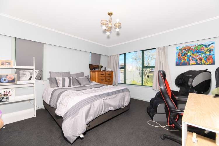 9 Longburn Road Henderson_8