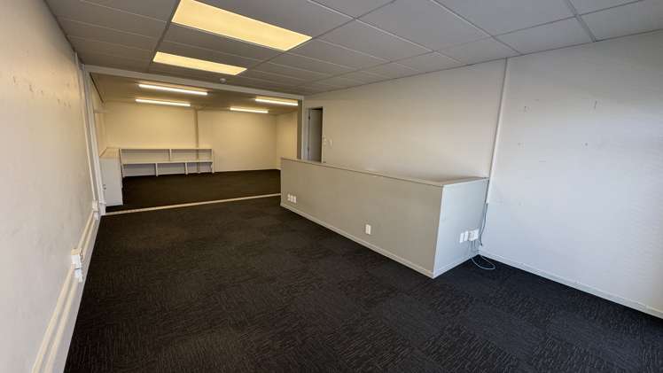 B2/16 Saturn Place Albany_9