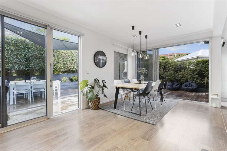 2/15 Wolsley Avenue Milford_5