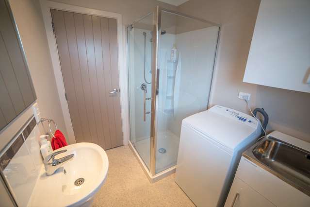 16 Motu-Au Close Manapouri_3