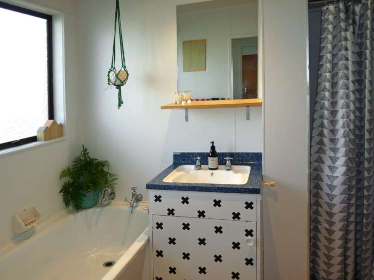 18 Newman Avenue Brightwater_10