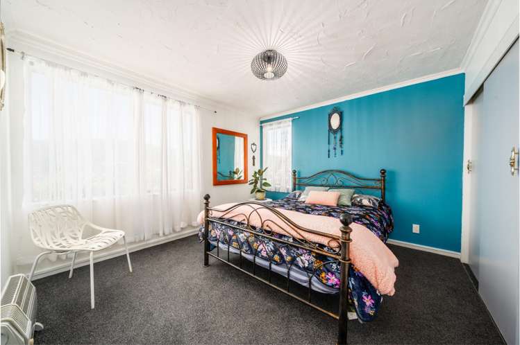 11 Bogle Grove Stokes Valley_22