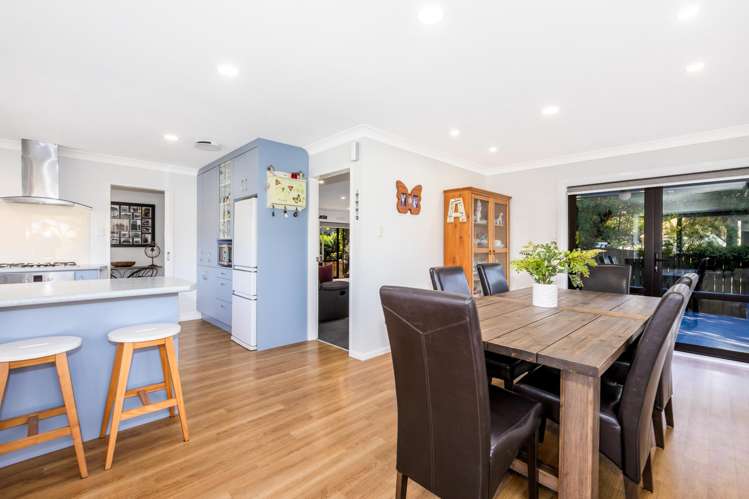 15 King Charles Drive Kingsley Heights_5