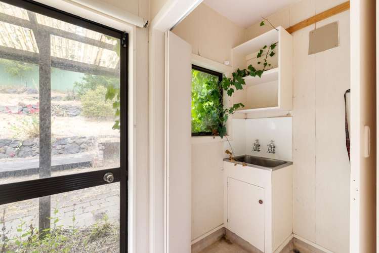 33 Tuawera Terrace Sumner_17