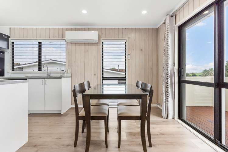 2/12 Bain Place_4