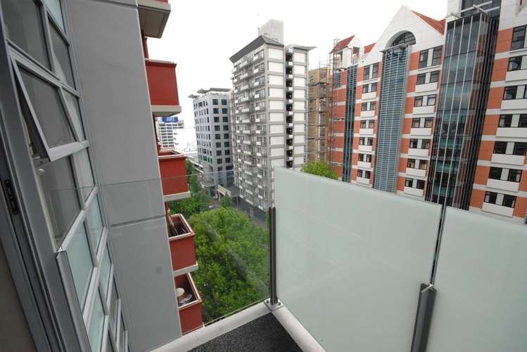 806/85 Wakefield Street Auckland Central_7