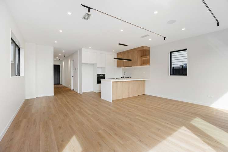 80B Tukutata Crescent Milldale_4