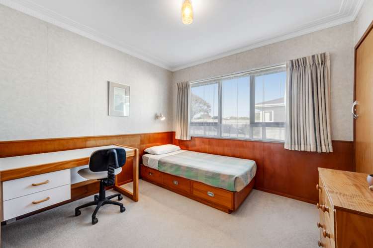 41 Bradbury Road Botany Downs_16