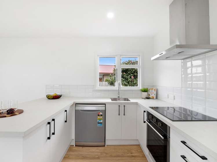 49 Sandown Crescent_5