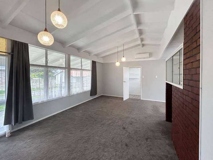 20A Leslie Avenue 11073_2