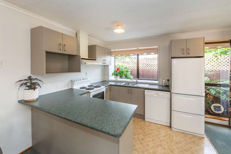 2/180 Hawthornden Road Avonhead_9